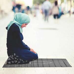 prayer rug, mat black, pocket prayer mat, rug mat, travel prayer mat, black mat, mat home, amazon mat, janamaz carpet, pocket janamaz, buy mat, travel janamaz, black janamaz